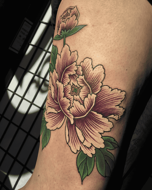 Hình Xăm Hoa Mẫu Đơn Màu Tím - Vẻ đẹp quý phái và bí ẩn.