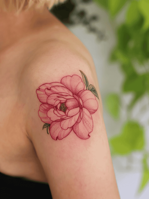 Hình Xăm Hoa Mẫu Đơn Màu Hồng - Ngọt ngào và lãng mạn.