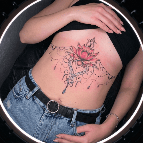 hinh_xam_mandala_o_bung