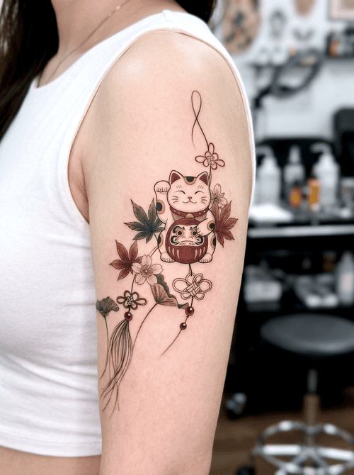 hinh-xam-meo-than-tai-va-daruma_10