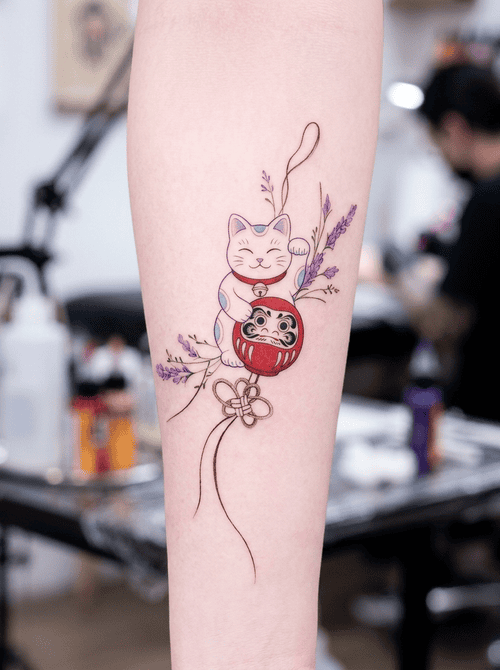 hinh-xam-meo-than-tai-va-daruma_2
