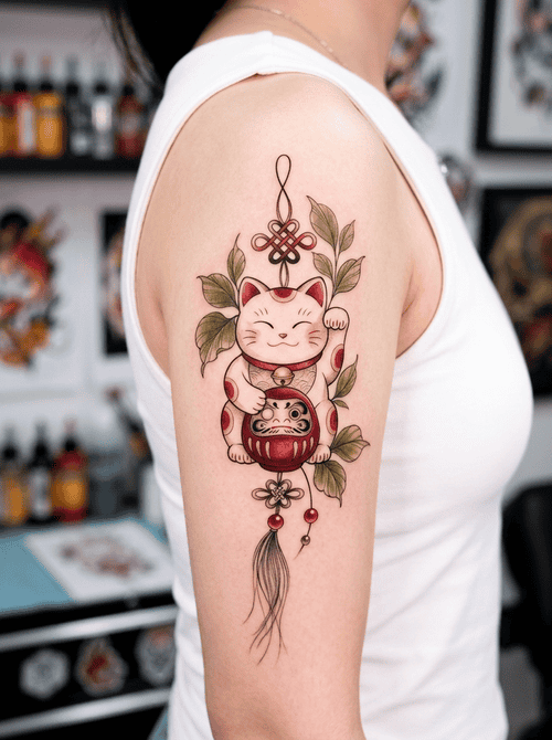 hinh-xam-meo-than-tai-va-daruma_7