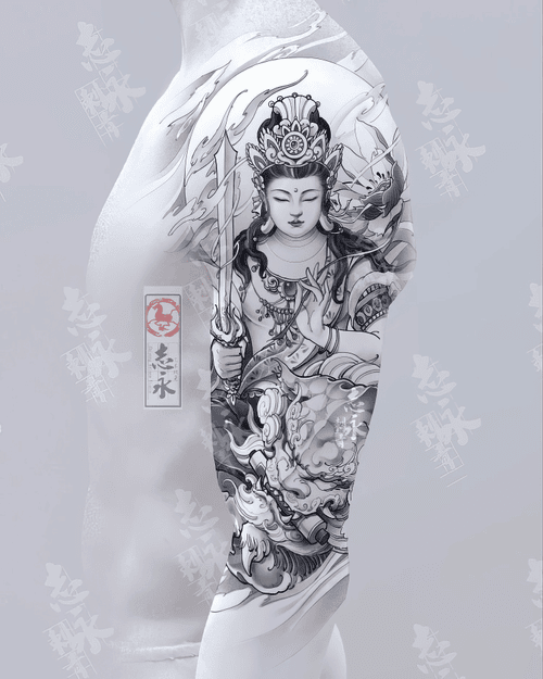 Hình xăm phật hư không tạng bồ tát: Tượng trưng cho trí tuệ vô biên và khả năng vượt qua mọi chướng ngại.