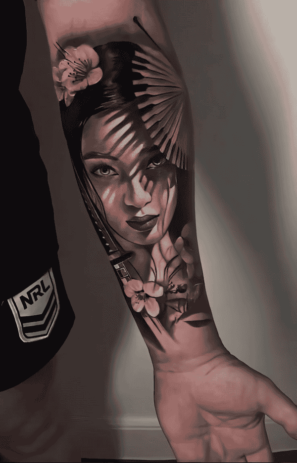 hinh_xam_co_gai_nhat_o_tay