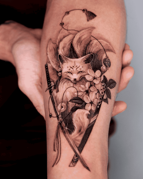 hinh-xam-ho-ly-chin-duoi_7