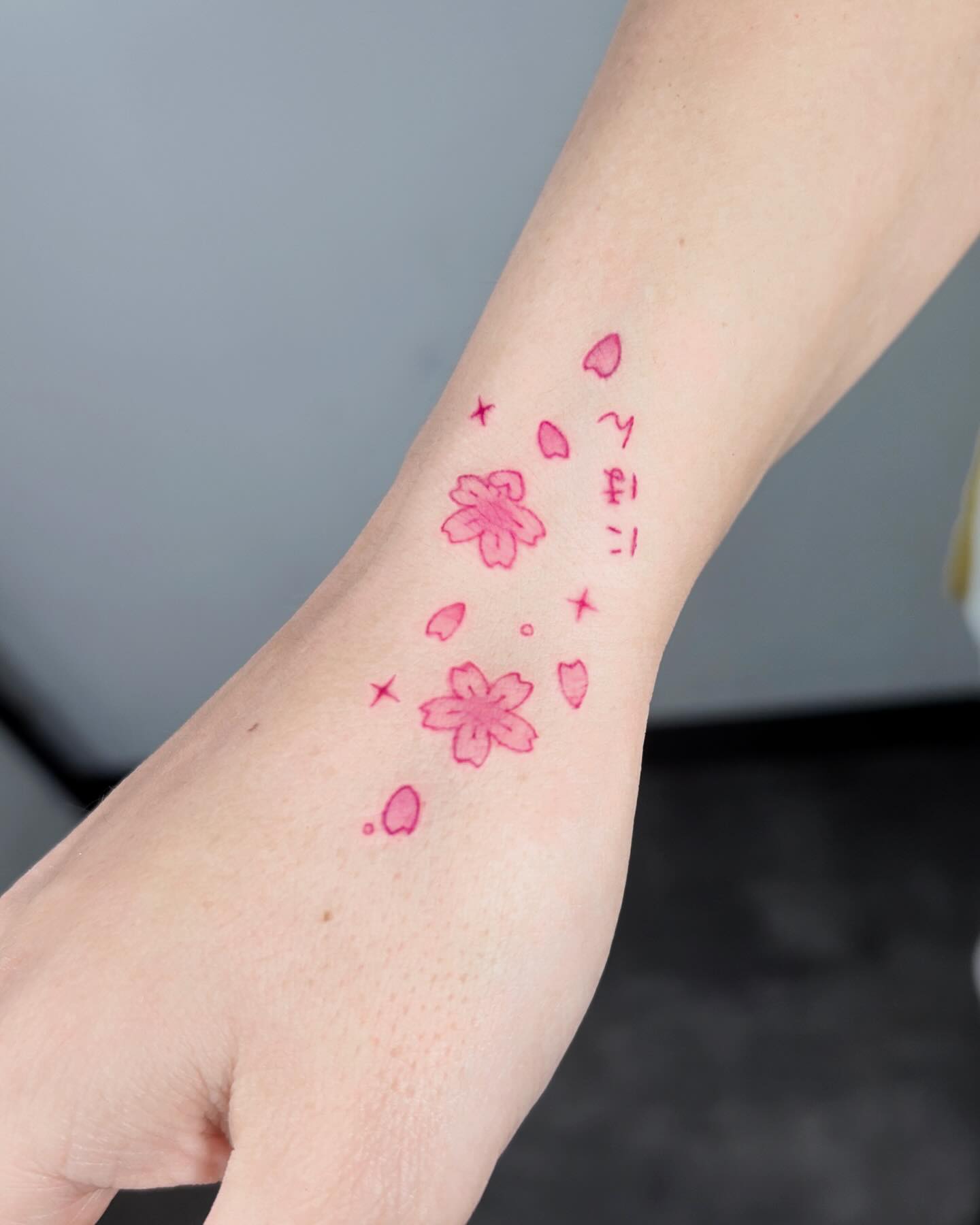 hinh-xam-mini-o-co-tay-nu_2