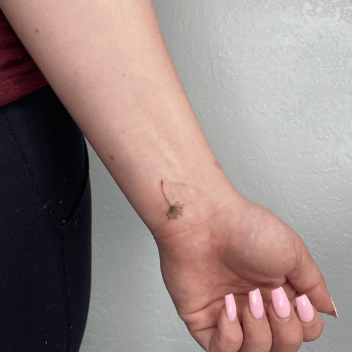 hinh-xam-mini-o-co-tay-nu_3