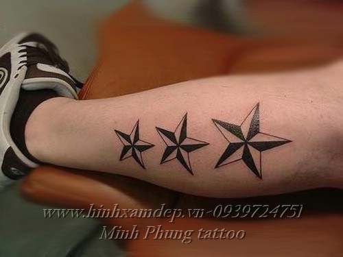 stars_tattoo_on_legs