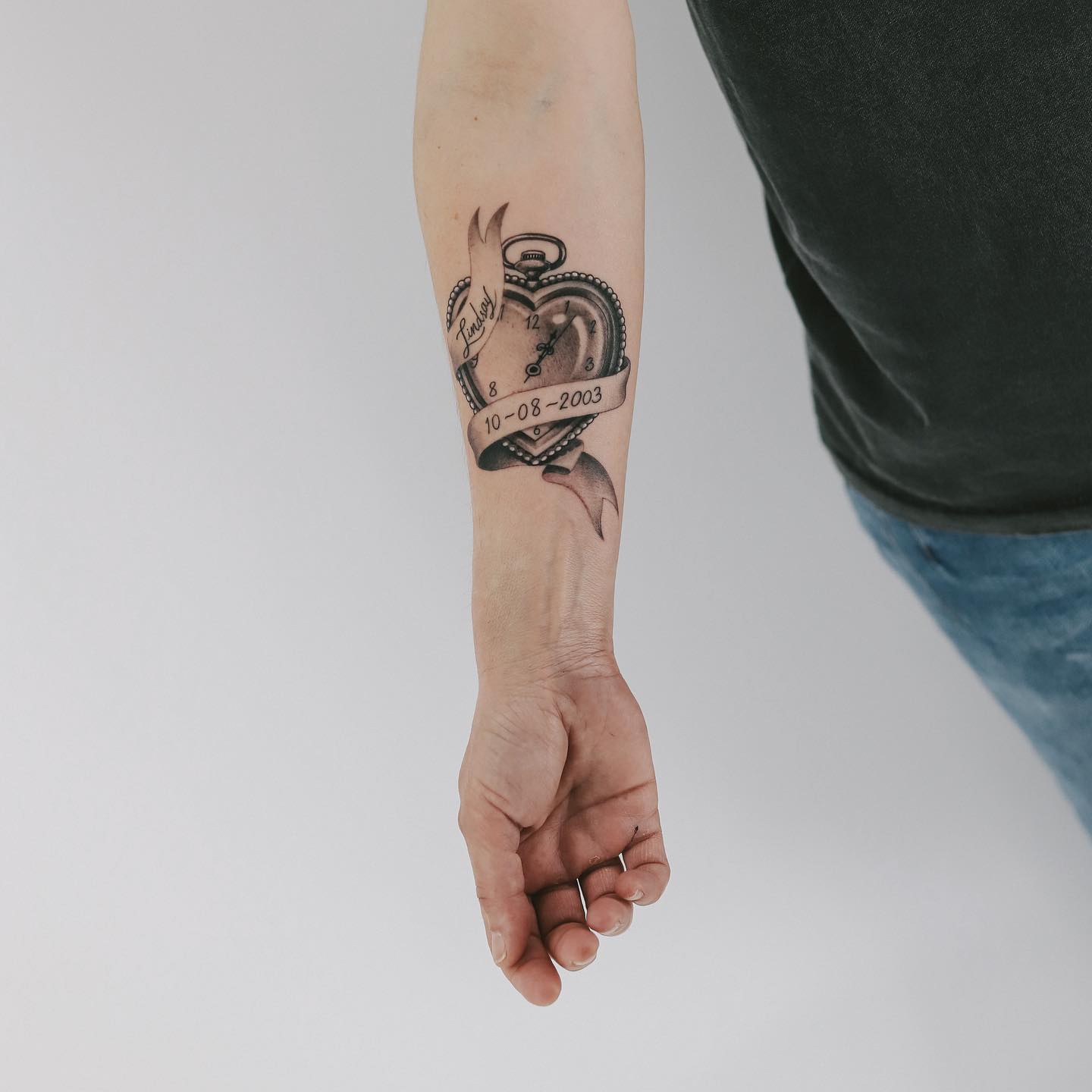 hinh-xam-dong-ho-don-gian_1