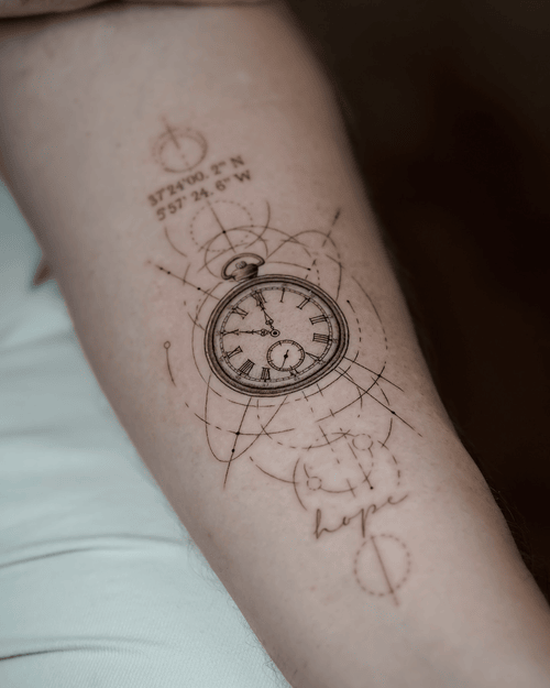 hinh-xam-dong-ho-don-gian_3