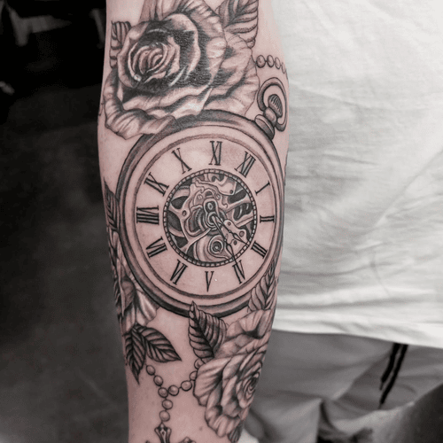 hinh-xam-dong-ho-hoa-hong_7