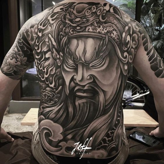 Tattoo Hình xăm quan công ở bắp tay - Hinhxamdep.vn